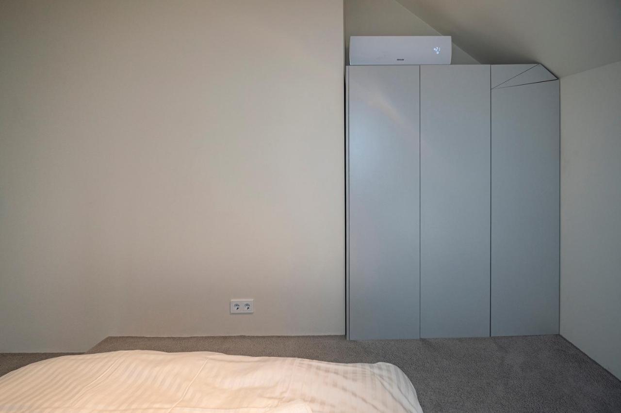 Loft 1 Bd Old Town Apartment By Hostlovers Kaunas Exterior foto